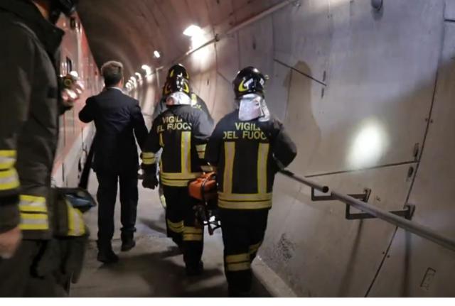 Ferrovienord ha simulato un incidente ferroviario in una galleria a Castellanza