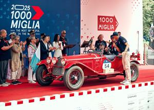 1000 Miglia 2025, Vesco-Salvinelli su Alfa Romeo 6C 1750 SS vincono per la sesta volta