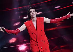 Michele Bravi rafforza il business prima di Sanremo: nasce la newco Daleth srl. Ecco di che cosa si occupa
