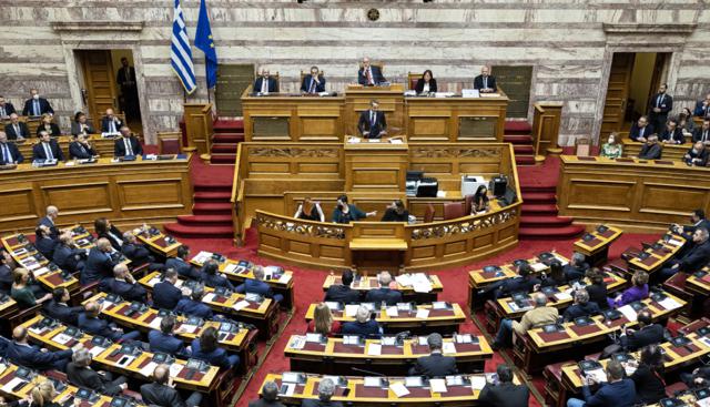 Parlamento greco (Foto Lapresse) Parlamento greco (Foto Lapresse)