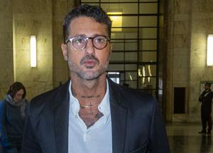 Ecco perchÃ© Falsissimo Ã¨ andato in onda nonostante lo stop del tribunale sul caso Signorini, come ha fatto Corona e cosa rischia