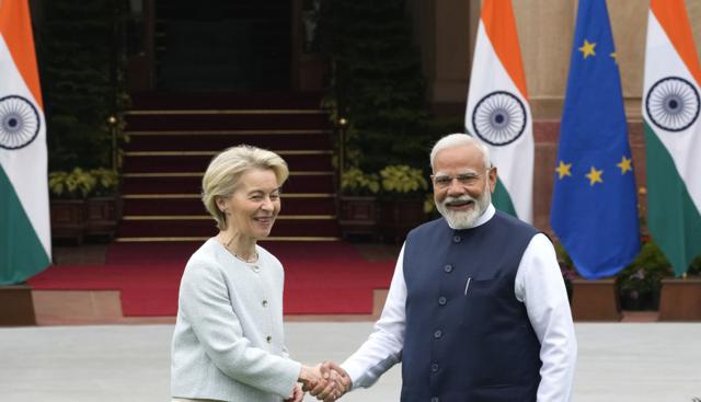 Von der Leyen e Modi (Foto Lapresse)