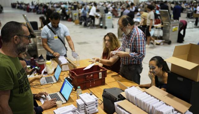 Elezioni in Portogallo (Foto Lapresse) Elezioni in Portogallo (Foto Lapresse)