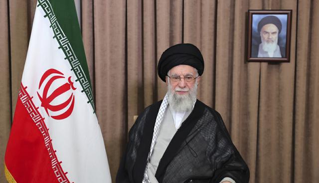 L'Ayatollah Ali Khamenei L'Ayatollah Ali Khamenei