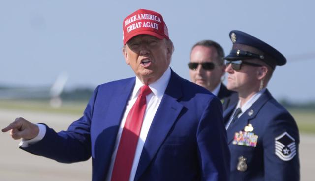 Trump (Foto Lapresse) Trump (Foto Lapresse)