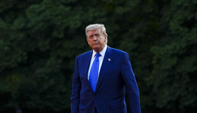 Trump firma la legge sulle criptovalute: "Consoliderà il dominio Usa nella finanza globale"