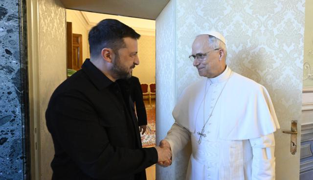 Papa Leone XIV incontra Zelensky: "Il Vaticano sede disponibile per i negoziati tra Ucraina e Russia"