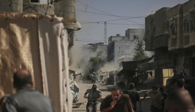 Gaza City brucia, le testimonianze: "Qui è l'inferno". Netanyahu: "Attacchi ad Hamas in Qatar? Bin Laden era in Pakistan..."