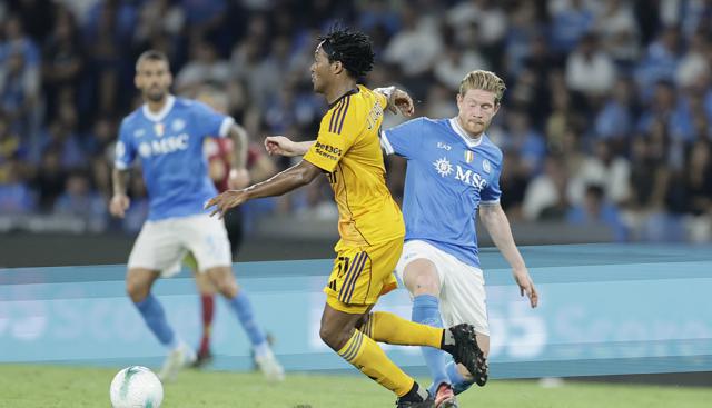 Kevin De Bruyne e Juan Cuadrado - foto Lapresse