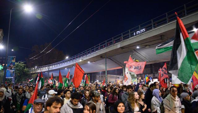 Manifestazione Pro Gaza a Milano Manifestazione Pro Gaza a Milano