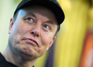 Manager/ Elon Musk, da nerd bullizzato a manager più potente del pianeta: chi è l'uomo che vale un trilione di dollari