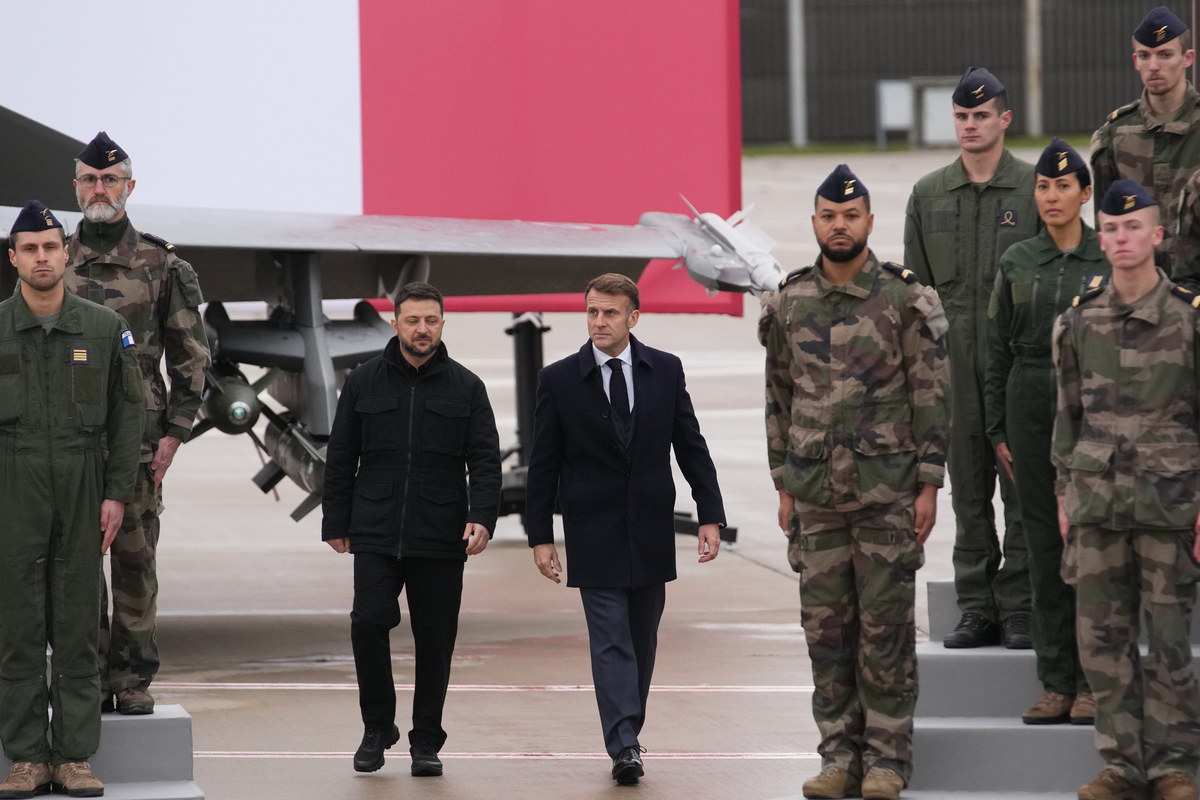 Emmanuel Macron e Vladimir Zelensky Emmanuel Macron e Vladimir Zelensky