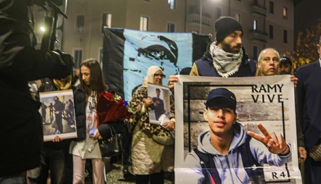 Milano, fiaccolata ad un anno dalla morte di Ramy Elgaml