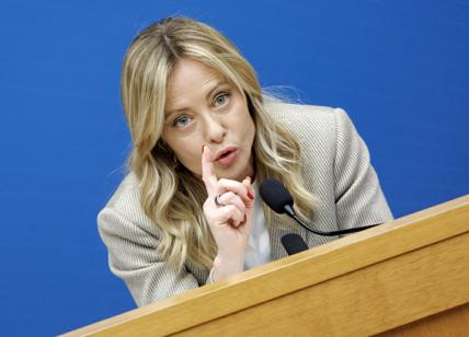 Meloni: "Sicurezza, spesso le toghe vanificano lavoro di forze dell'ordine e Parlamento. Groenlandia? Non credo Usa avviino azione militare"