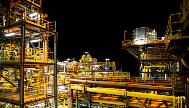 Eni avvia la produzione full-field del giacimento Ndungu nel Blocco 15/06 in Angola