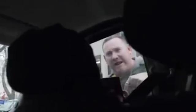 Ice minaccia due giornalisti Rai a Minneapolis: “Spaccheremo il finestrino e vi tireremo fuori”