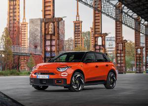 Abarth 600e da 280 cv: serie speciale Milano Cortina 2026