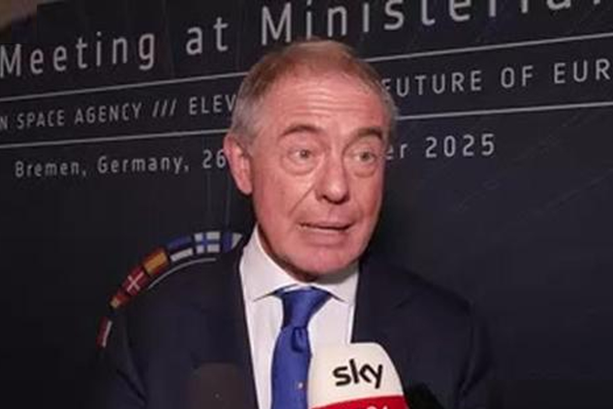 Astronauta italiano verso la Luna, Urso: "Siamo tornati protagonisti nello Spazio"