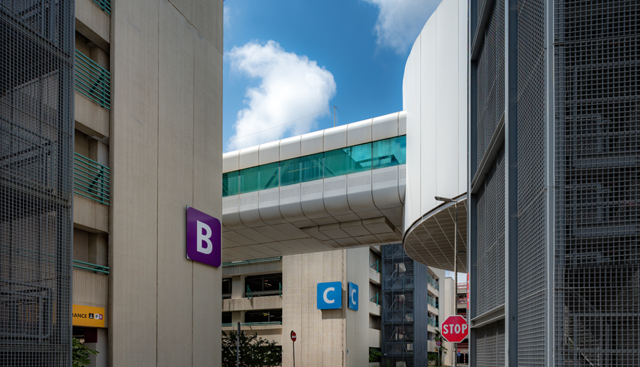 ADR, a Fiumicino parcheggiare costa 5 euro al giorno: con easyParking il viaggio inizia con il risparmio