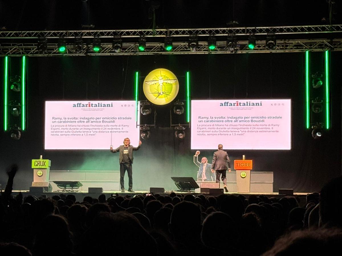 Non solo radio e tv, Parenzo e Cruciani sbarcano a teatro con la Zanzara show. Tra i protagonisti c Non solo radio e tv, Parenzo e Cruciani sbarcano a teatro con la Zanzara show. Tra i protagonisti c