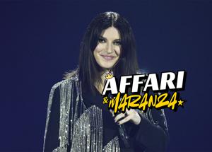 Laura Pausini, note dolenti per gli affari della cantante: in un anno fatturato dimezzato e perdite per 1,2 milioni