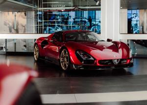 Museo Alfa Romeo: la nuova 33 Stradale in mostra fino al 6 gennaio