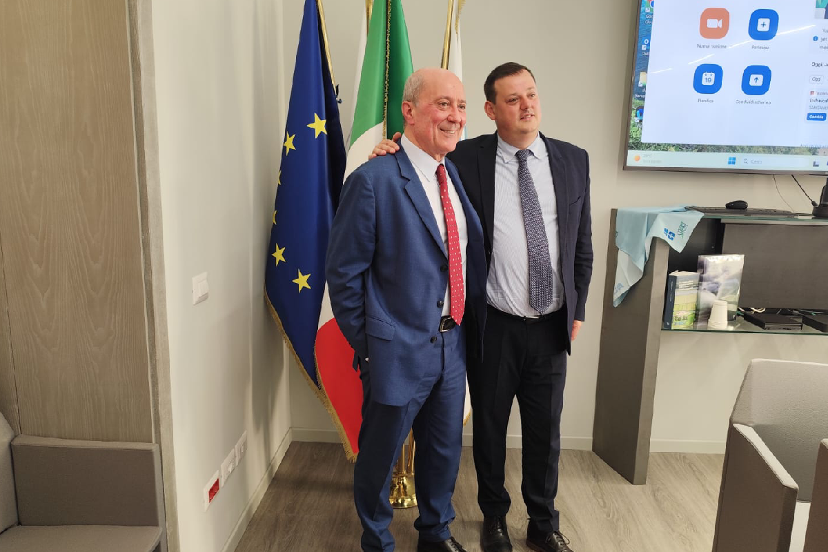 https://www.affaritaliani.it/static/upl2025/anbi/anbi--vincenzi.png