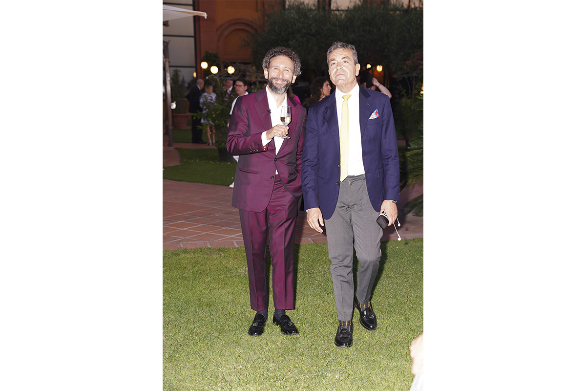 Andrea Camaiora e il Gen. Giuseppe Petrella Andrea Camaiora e il Gen. Giuseppe Petrella