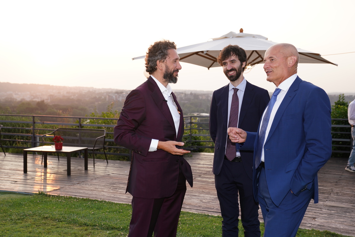 Andrea Camaiora, Marco Battaglia e il Gen Ivan Caruso Andrea Camaiora, Marco Battaglia e il Gen Ivan Caruso