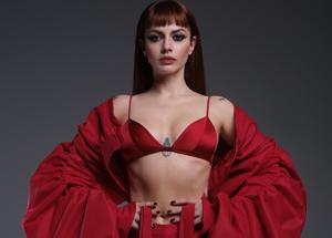 Annalisa? Da "Maschio" al nuovo album: â€œMa io sono fuocoâ€ - "Io mi posso trasformare pensi che mi faccia male" / â€œCapitolo I", tutte le date
