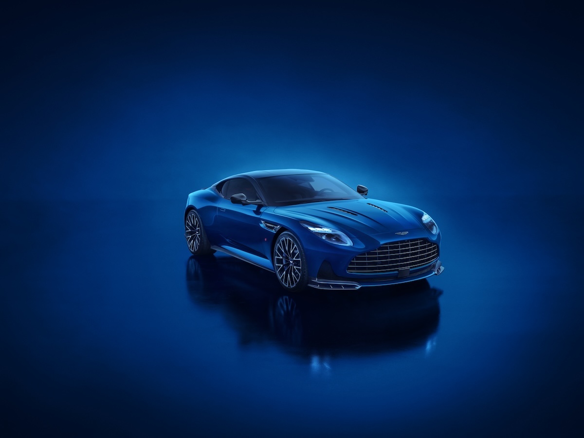 Aston Martin DB12 S: più potenza, più agilità, stessa eleganza