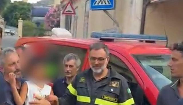 Ventimiglia, ritrovato vivo Allan: il bimbo di cinque anni scomparso venerdì. Il padre commosso: "È andata benissimo, grazie a tutti"