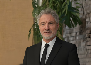 Manager/ Bartolomeo "Leo" Rongone, chi Ã¨ il nuovo ad di Moncler con oltre vent'anni di esperienza nel lusso