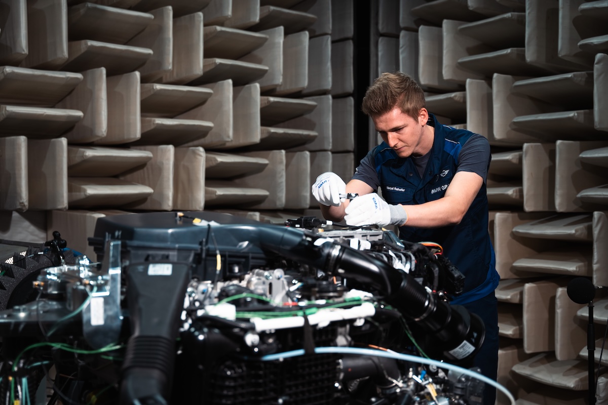 BMW sceglie Steyr: dal 2028 inizia la produzione in serie delle auto a idrogeno