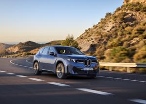 BMW iX3: Soft Stop, efficienza e ADAS di nuova generazione