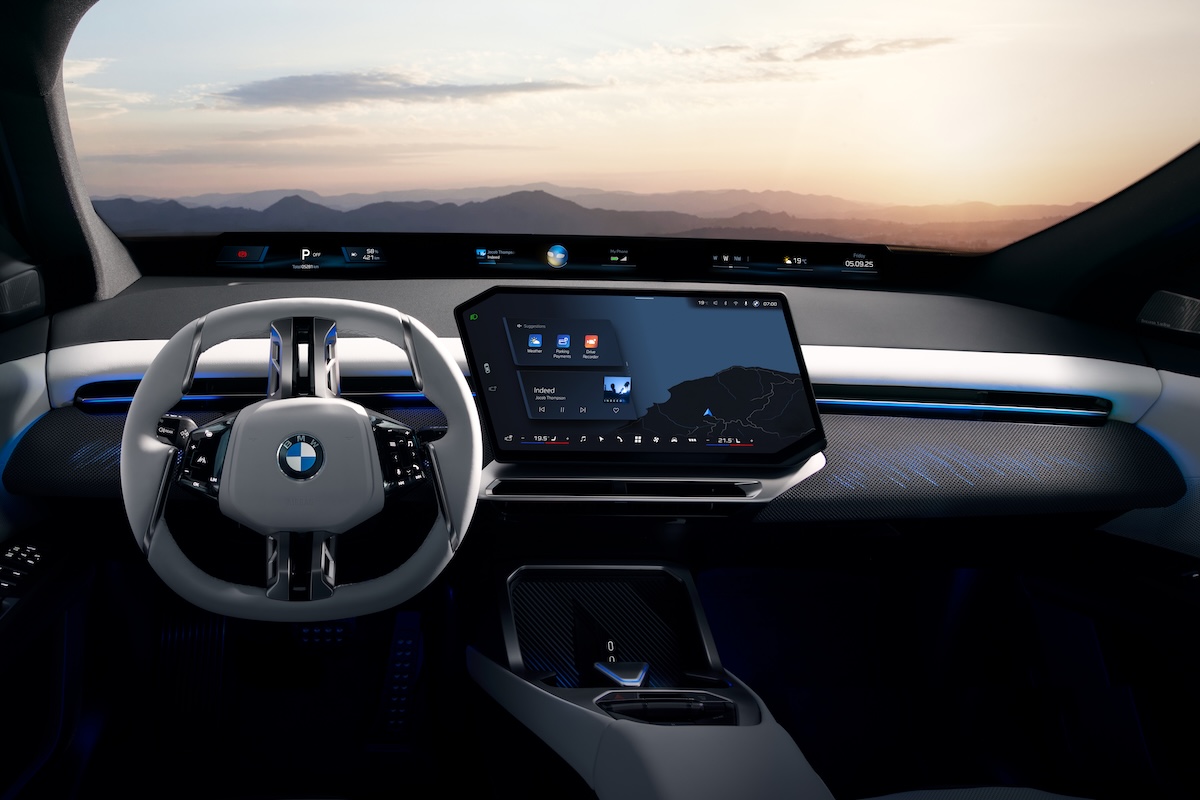 BMW iX3: debutta il Panoramic iDrive, nuovo piacere di guida