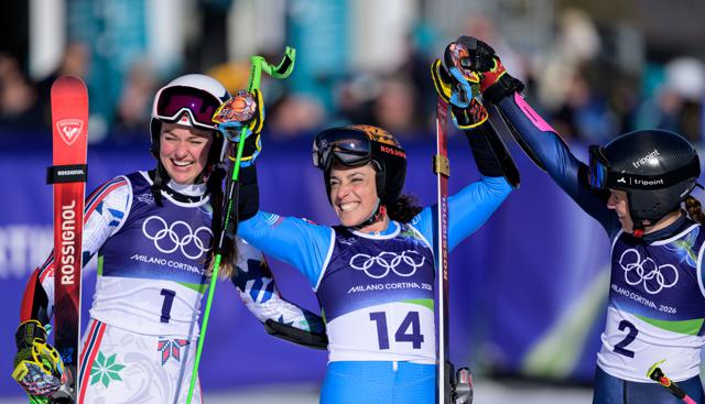 Milano-Cortina 2026, la tigre torna a graffiare : Brignone si prende l'oro anche nel gigante. Goggia solo decima