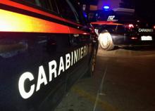 Entra in casa durante una festa di compleanno e spara: uccide la cognata