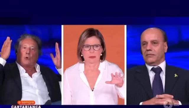 È sempre Cartabianca/ "Fascista", "Stronzo, ti prendo a pugni": rissa in tv tra Enzo Iacchetti e Eyal Mizrahi. Gelo in studio, Berlinguer di ghiaccio