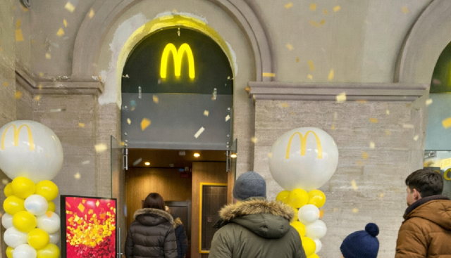 Chef Express: inaugurato un nuovo McDonaldâ€™s alla stazione di Salerno
