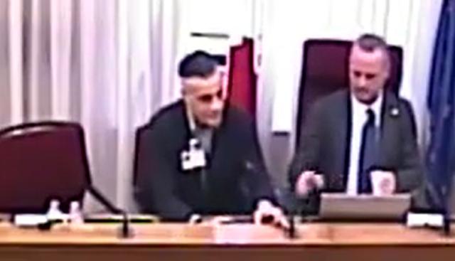 Cicalone sbarca in Parlamento: lo youtuber romano che sfida i borseggiatori in metro ascoltato in Commissione periferie alla Camera