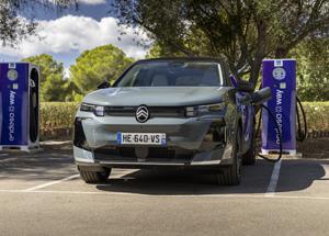 Auto elettriche: in settebre +14,2% e market share al 5,6%, in attesa degli incentivi ISEE.