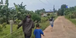 civili in fuga thailandia