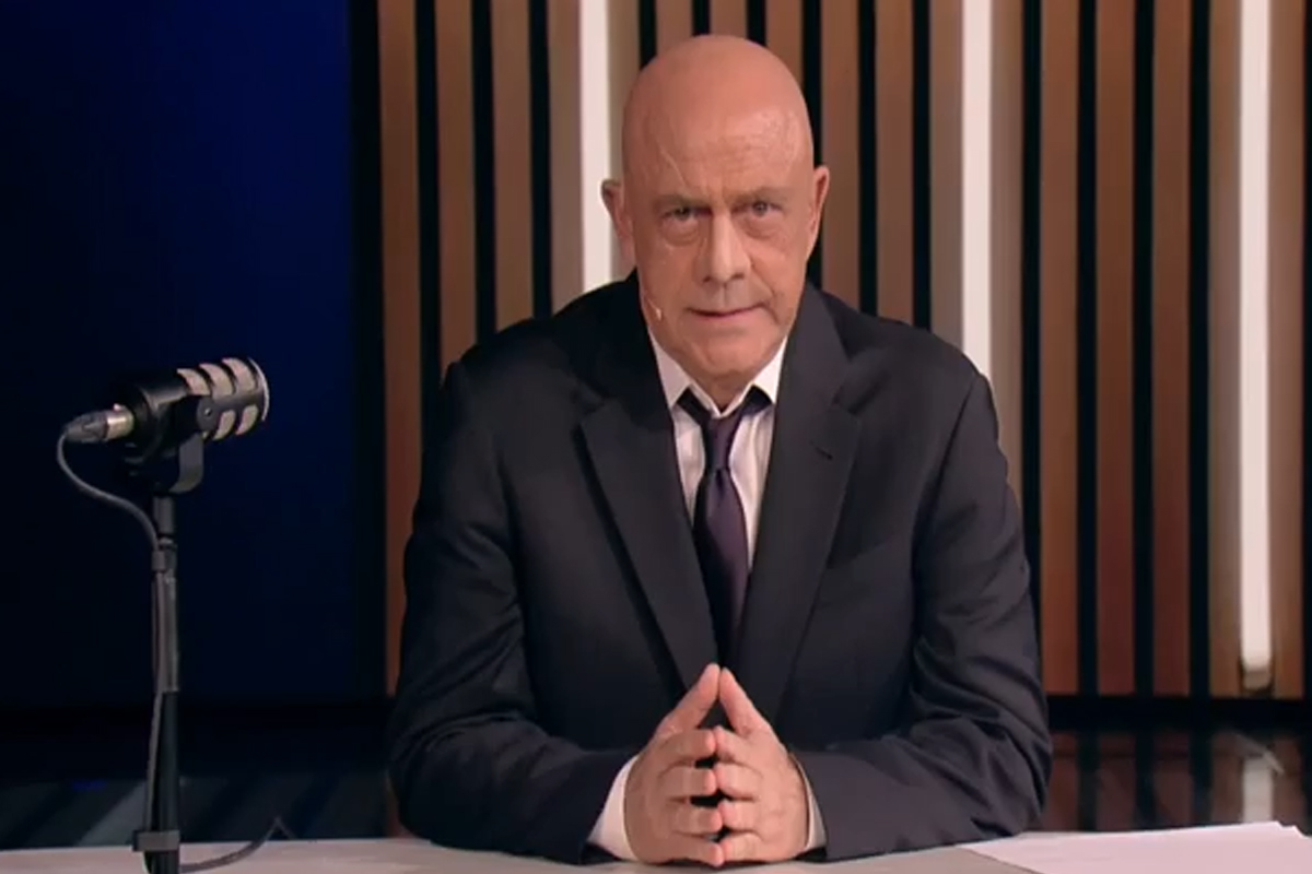 Crozza Minniti esalta Giorgia Meloni come eroe nazionale e figura fondamentale del nostro Paese Crozza Minniti esalta Giorgia Meloni come eroe nazionale e figura fondamentale del nostro Paese