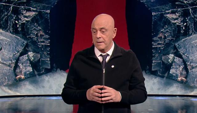 Crozza e l’ex Ilva: un monologo tra acciaio, silenzi e promesse evaporate