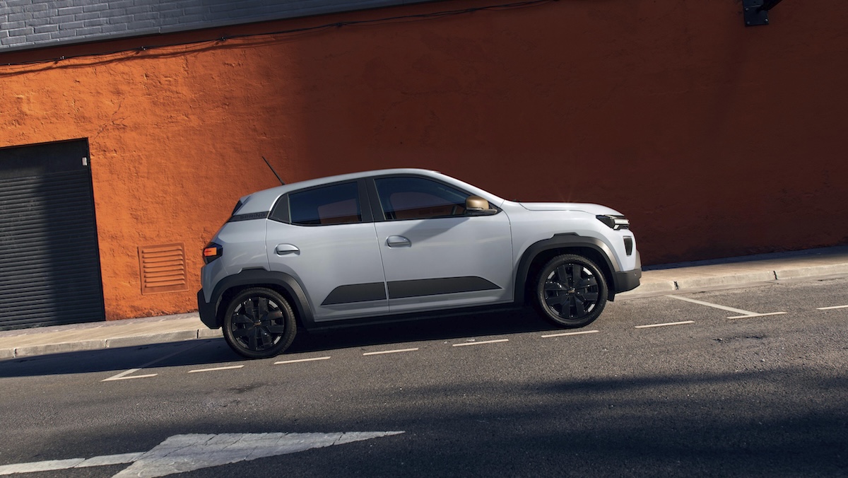 Nuova Dacia Spring: motori 70 e 100 CV, autonomia 225 km WLTP