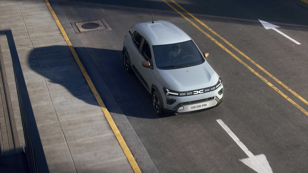 https://www.affaritaliani.it/static/upl2025/daci/0013/dacia-spring141.jpg