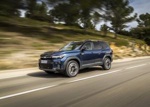 Dacia Bigster: il C-SUV che punta su comfort e semplicitÃ 