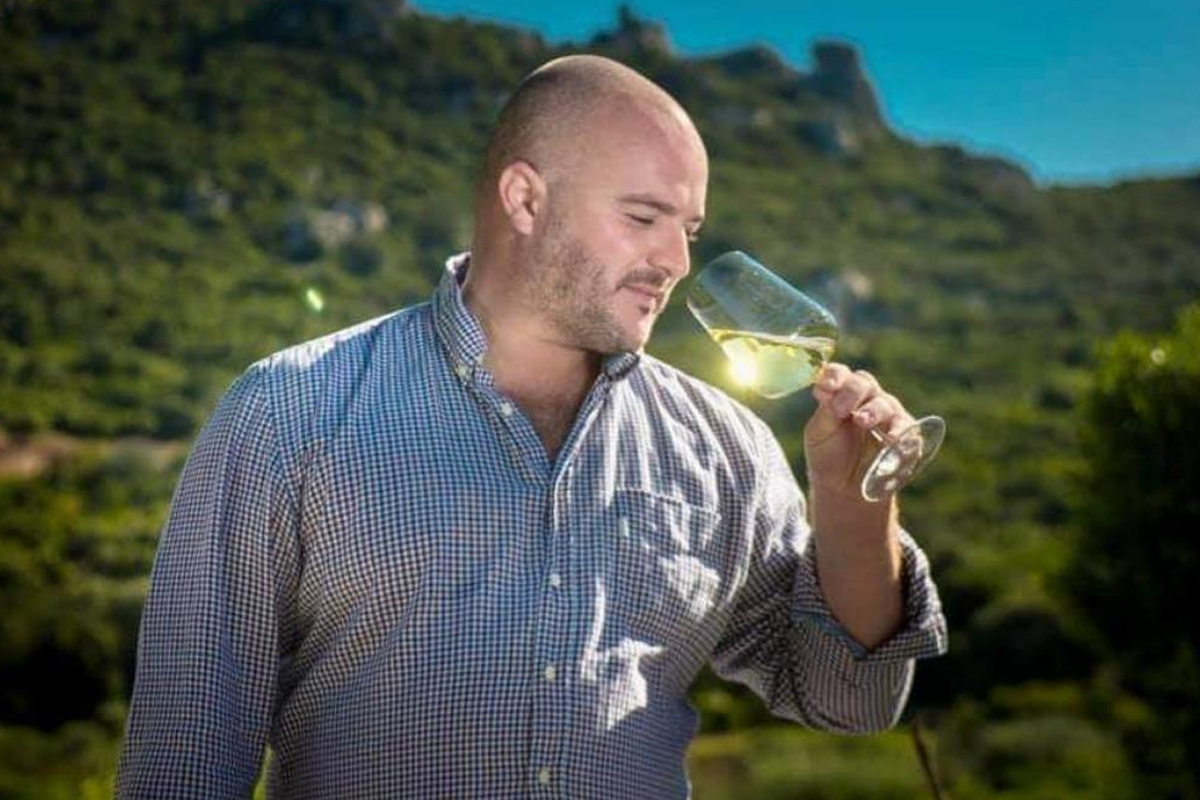 Famiglia "di peso" e vini da 1.800 euro a bottiglia. Chi è Emanuele Ragnedda, il viticoltore fermato per l’omicidio di Cinzia Pinna