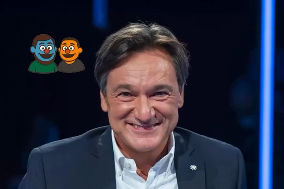 Italia Norvegia, la profezia ridicola di Caressa: “Sono 43esimi nel ranking, ma che ce frega” Italia Norvegia, la profezia ridicola di Caressa: “Sono 43esimi nel ranking, ma che ce frega”